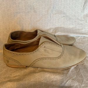 Frye Light Grey Flats Size 8.5